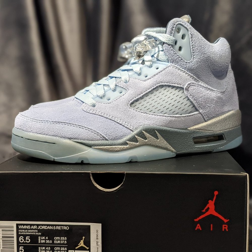 Jordan 5 Retro - Bluebirds (W) 6.5 - NEW - Picture 1 of 6